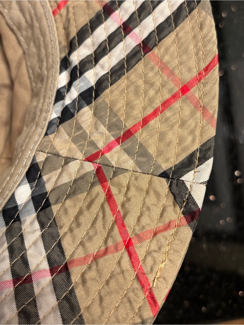 Burberry London Classic Vintage Check Bucket Hat with Embroidered Logo - Picture 9 of 12